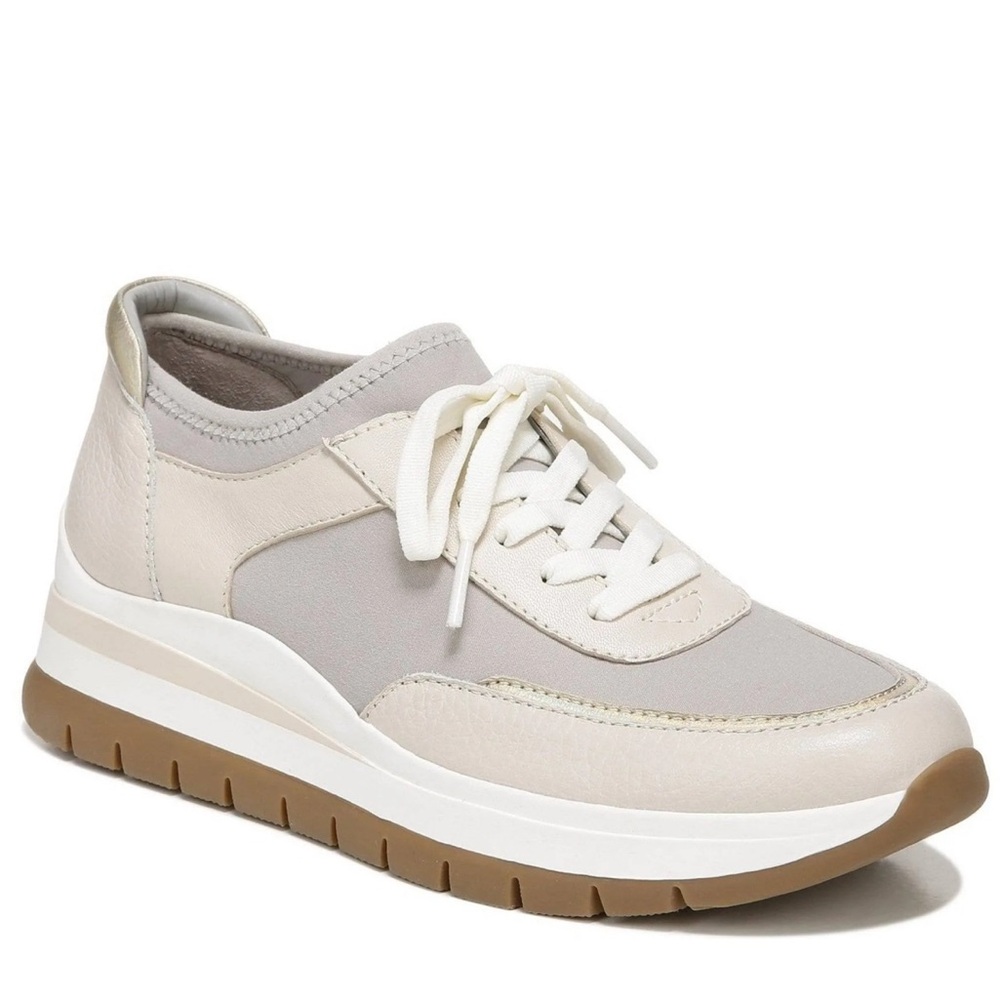 Naturalizer Women's Remy Stretch Sneakers - Size 9 W